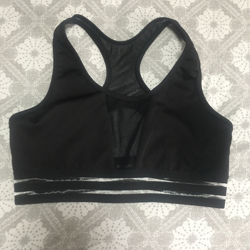 Shein black and mesh sports bra 🦩